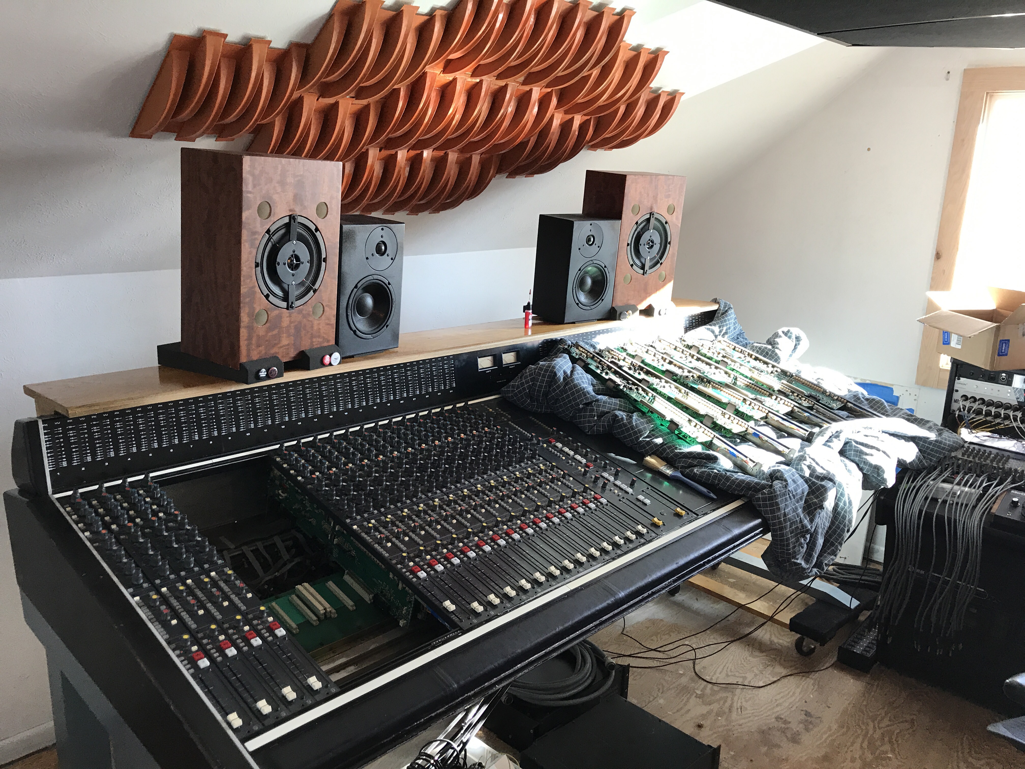 Large Format Console